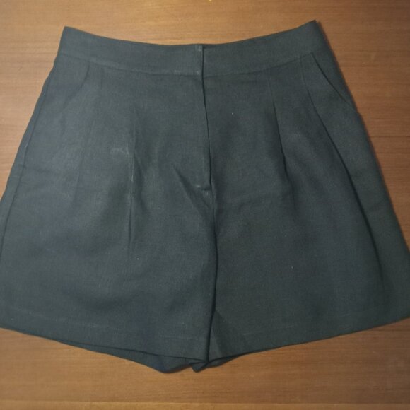 Black Linen Shorts - size L - Picture 1 of 7